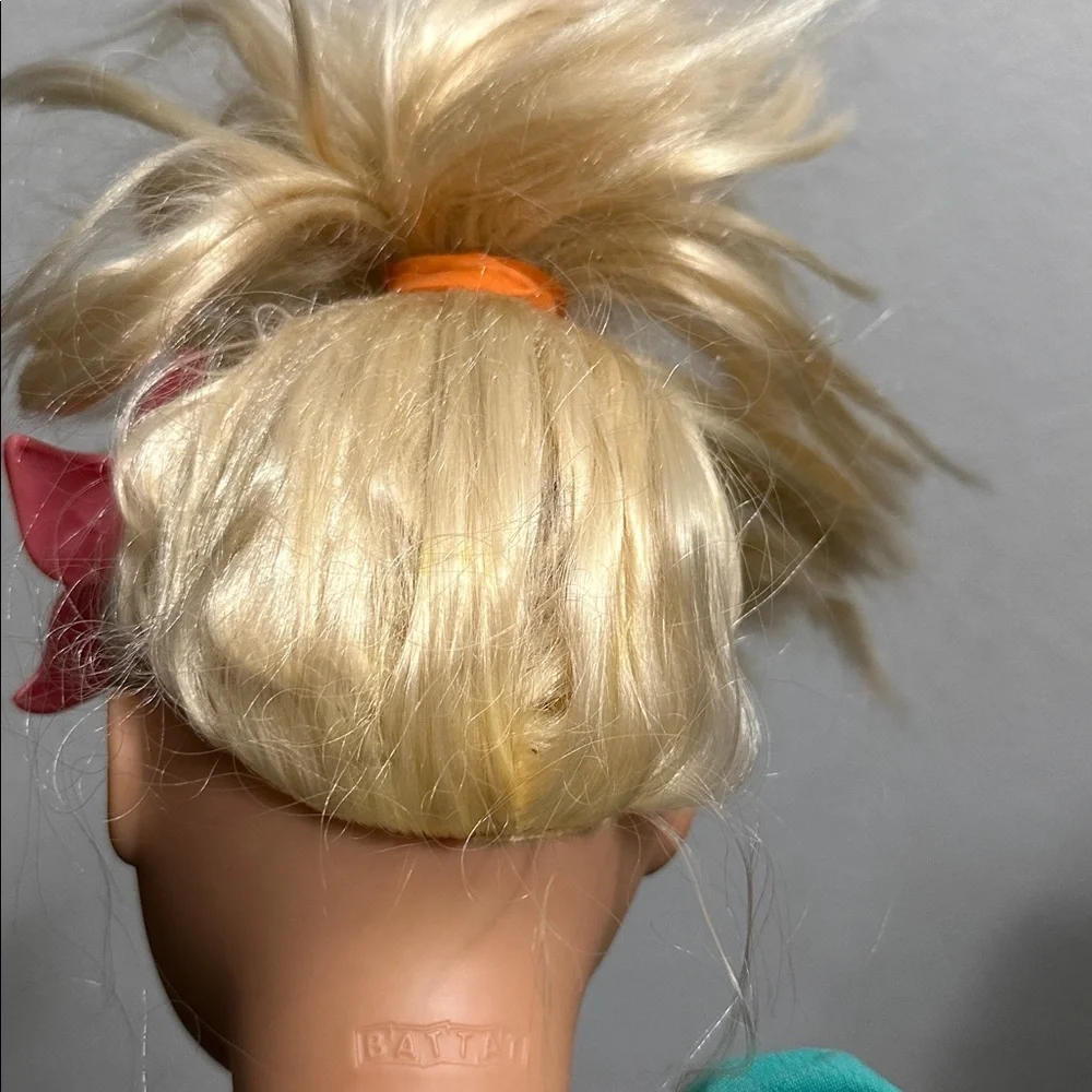 Our Generation 18” Doll Blonde Hair AS IS‎